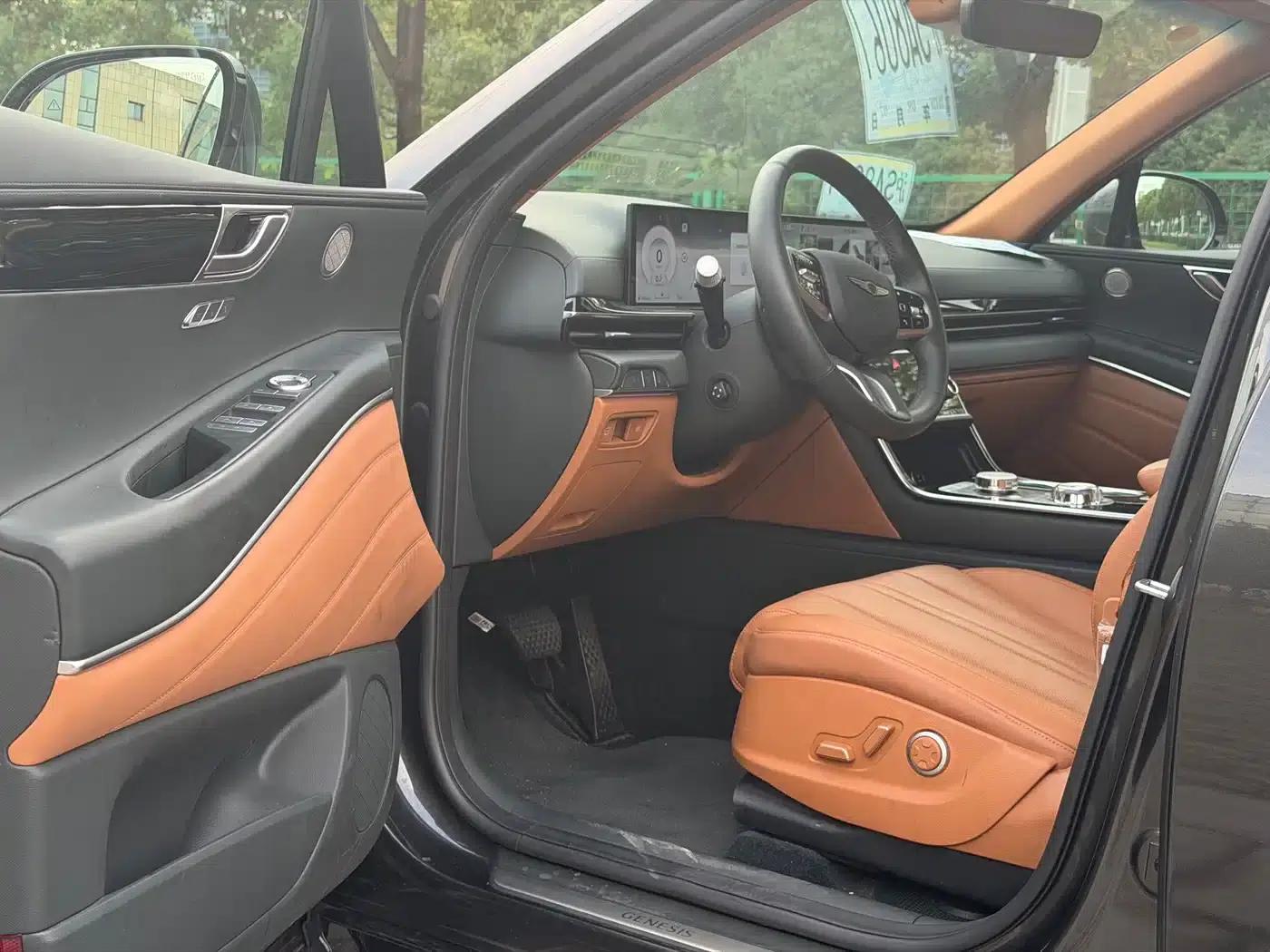 Genesis GV80 2024 2.5T AWD Luxury 5-seater — миниатюра 5
