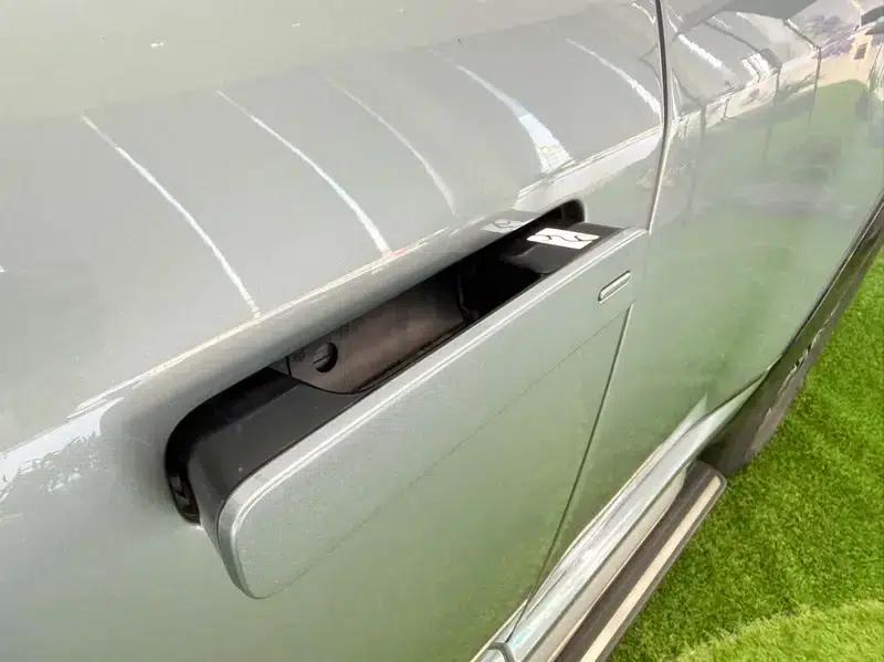 Looking up at the 2023 U8 Luxury Edition — миниатюра 6