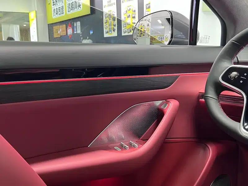 Zhijie R7 2024 Range Extender 37kWh Max Rear-Wheel Drive Version — миниатюра 17