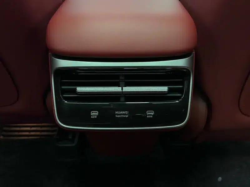 Zhijie R7 2024 Range Extender 37kWh Max Rear-Wheel Drive Version — миниатюра 31