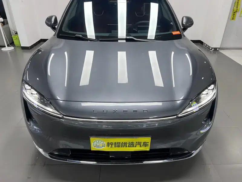 Zhijie R7 2024 Range Extender 37kWh Max Rear-Wheel Drive Version — миниатюра 37