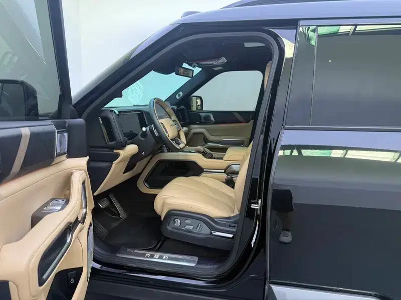 Leopard 8 2025 Smart & Brave Flagship Edition 7-Seater — миниатюра 17