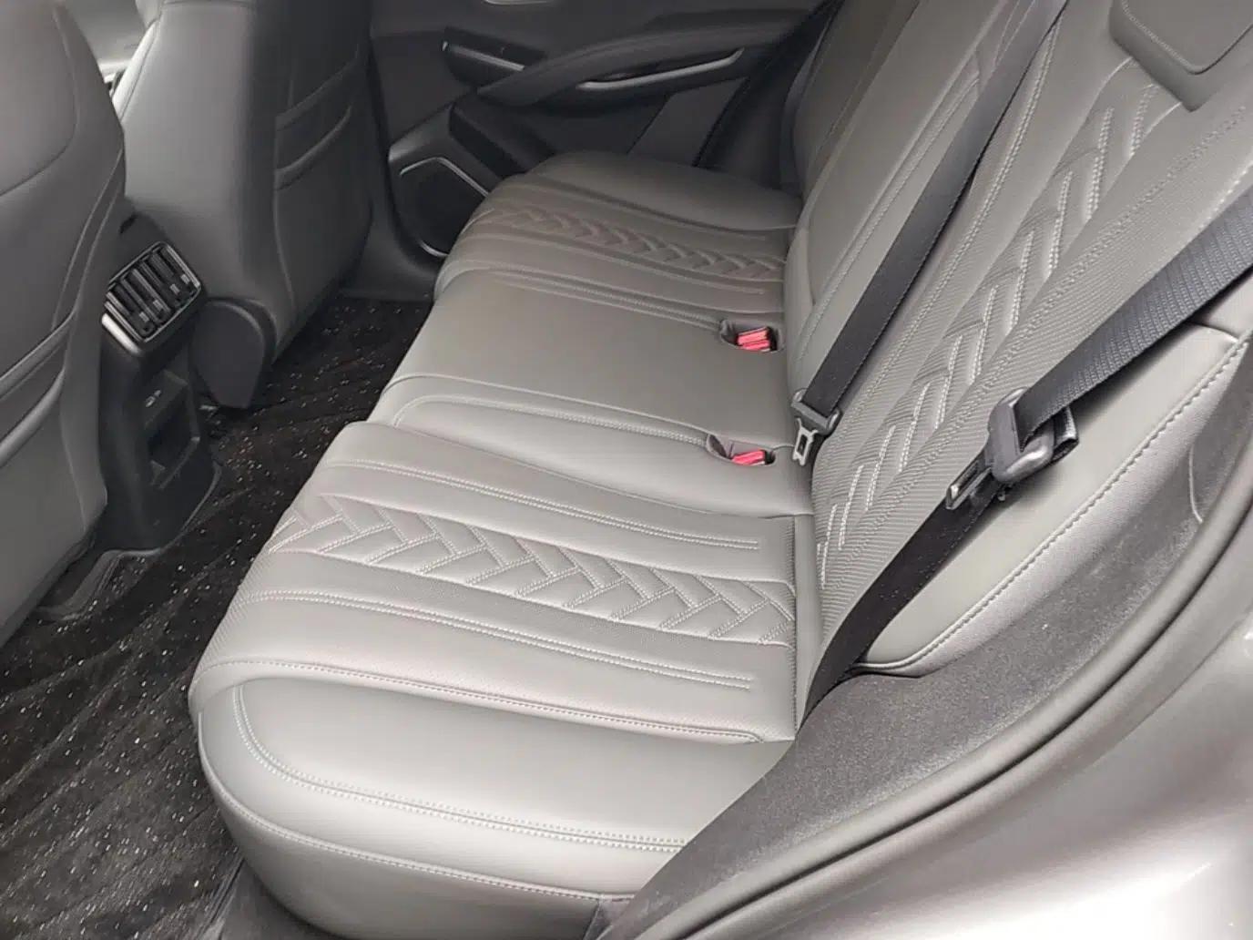 BYD Song L DM-i 2025 Intelligent Driving Version 160 km Beyond-Range Type — миниатюра 25