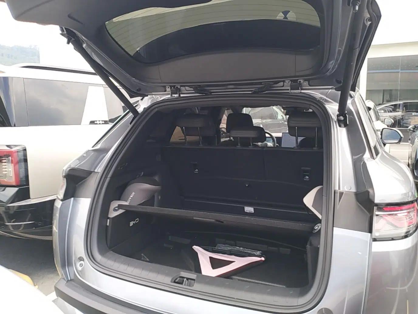 BYD Song L DM-i 2025 Intelligent Driving Version 160 km Beyond-Range Type — миниатюра 27