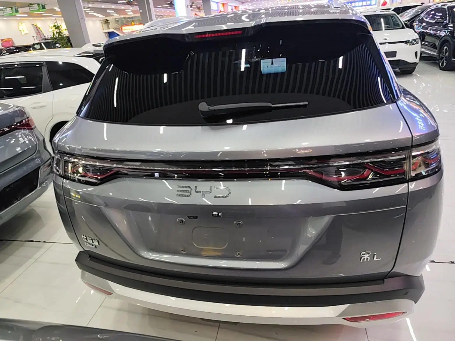 BYD Song L DM-i 2024 75km Leading Edition — миниатюра 5