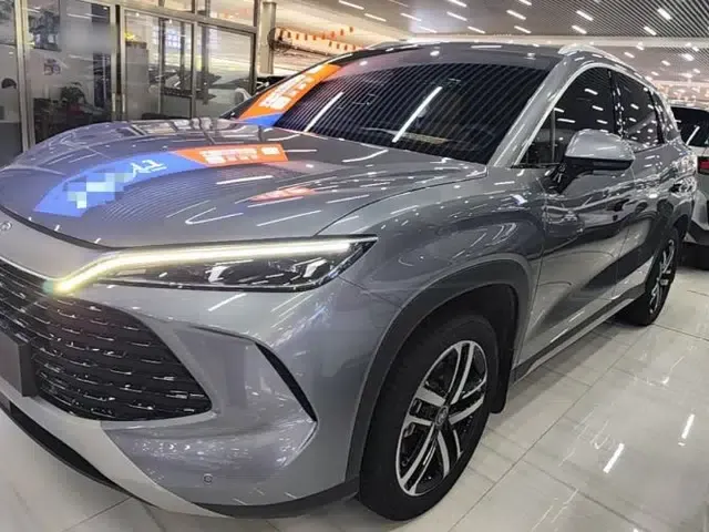 BYD Song L DM-i 2024 75km Leading Edition