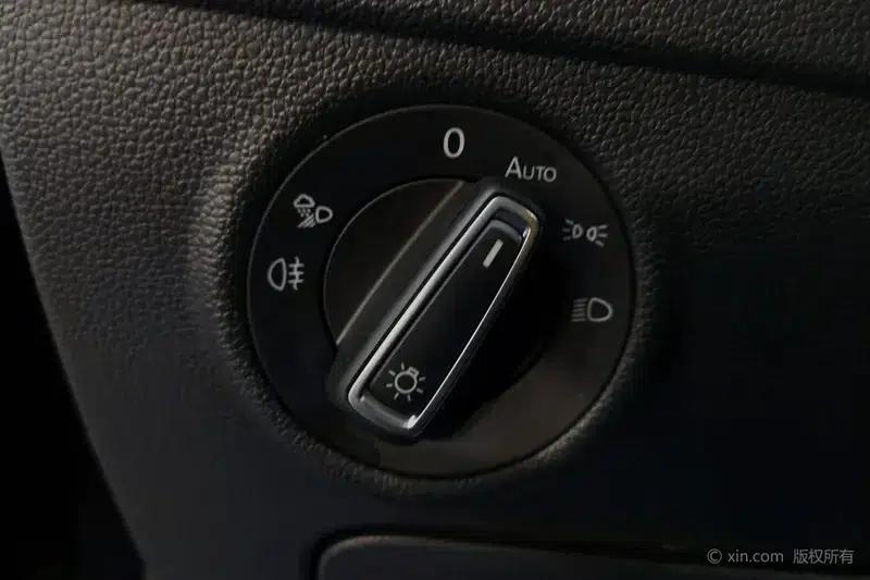 Tiguan L PHEV 2023 430PHEV Plug-in Hybrid Flagship Edition — миниатюра 15