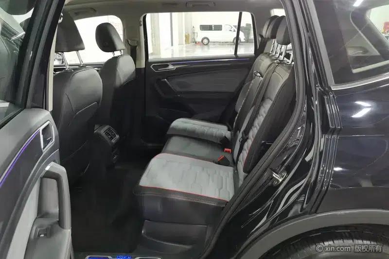 Tiguan L PHEV 2023 430PHEV Plug-in Hybrid Flagship Edition — миниатюра 19
