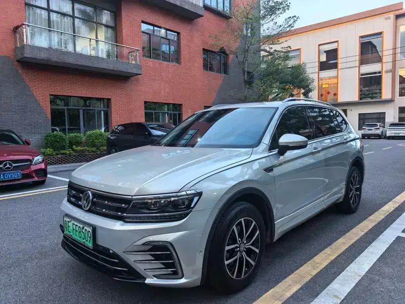 Tiguan L PHEV 2019 430PHEV Hybrid Flagship Edition — миниатюра 1
