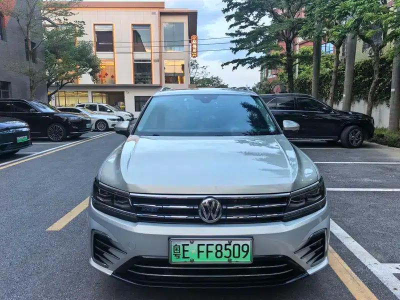 Tiguan L PHEV 2019 430PHEV Hybrid Flagship Edition — миниатюра 2