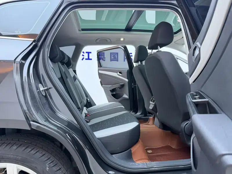 Jetta VS7 2023 280TSI Automatic Entry-Level Edition — миниатюра 22