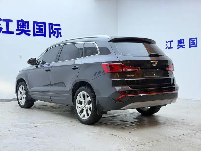 Jetta VS7 2023 280TSI Automatic Entry-Level Edition — миниатюра 4