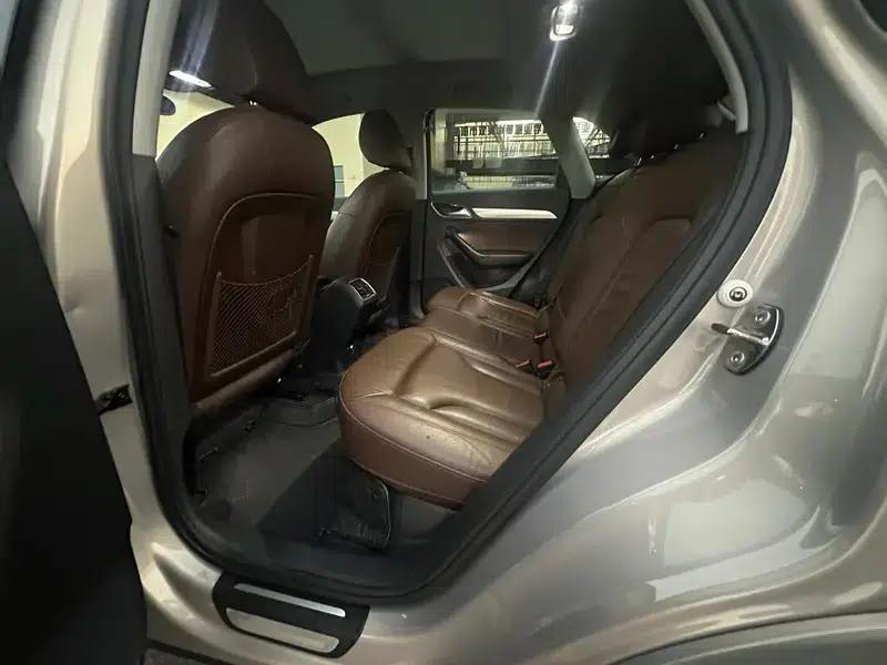 Audi Q3 2015 35 TFSI Comfort — миниатюра 10
