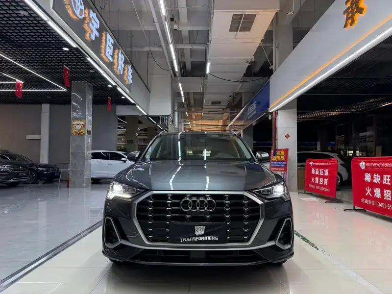 Audi Q3 2022 35 TFSI Fashion Dynamic Edition — миниатюра 2