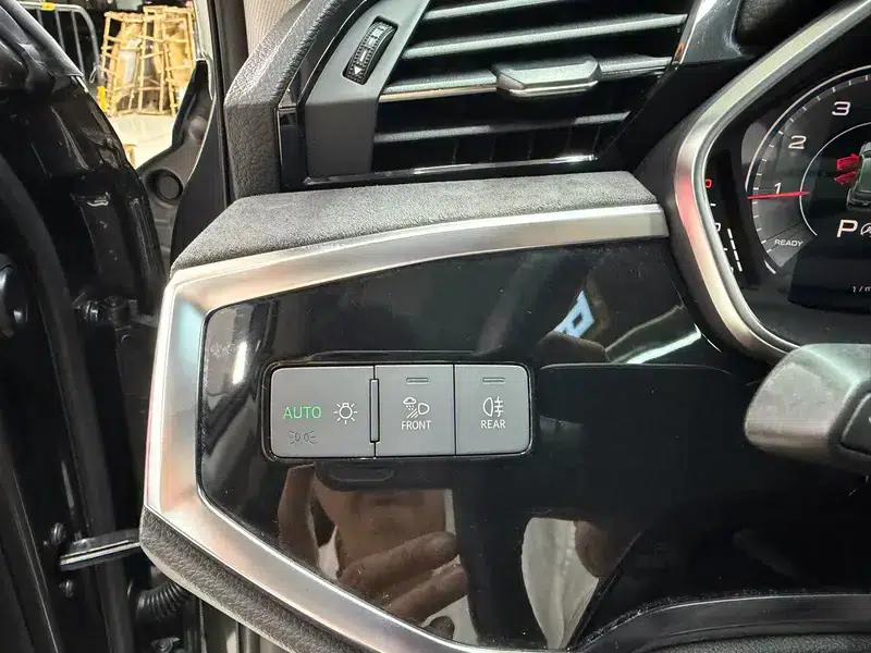 Audi Q3 2022 35 TFSI Fashion Dynamic Edition — миниатюра 22