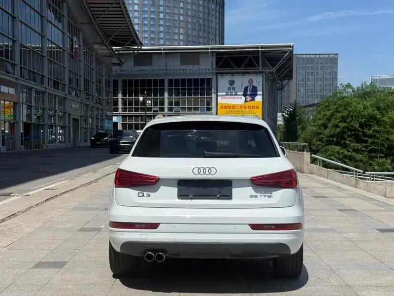 Audi Q3 2018 30th Anniversary Edition 35 TFSI Fashion Model — миниатюра 5