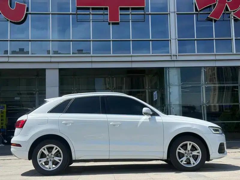 Audi Q3 2018 30th Anniversary Edition 35 TFSI Fashion Model — миниатюра 7