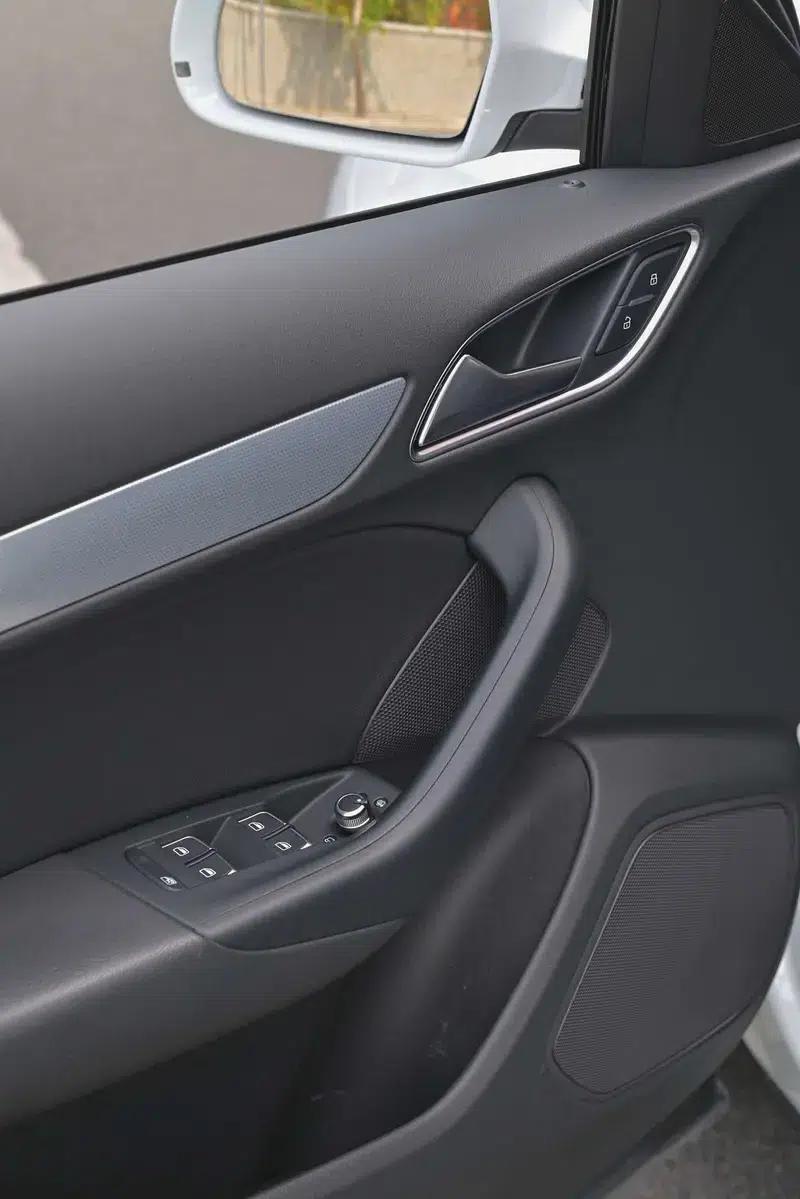Audi Q3 2013 35 TFSI quattro Comfort — миниатюра 18