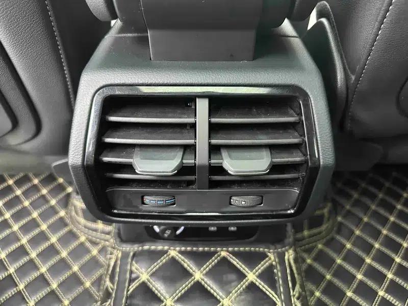 Audi Q3 2022 35 TFSI Progressive Dynamic — миниатюра 8