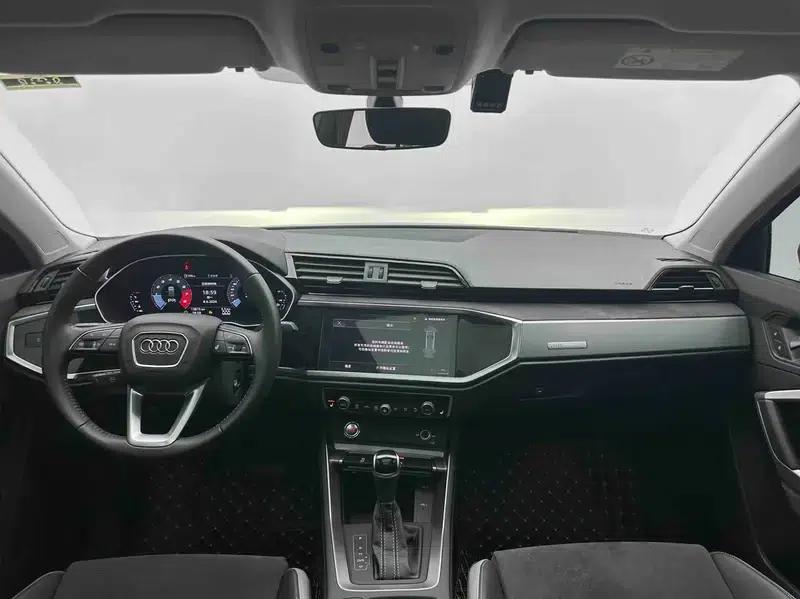 Audi Q3 2022 35 TFSI Progressive Dynamic — миниатюра 10