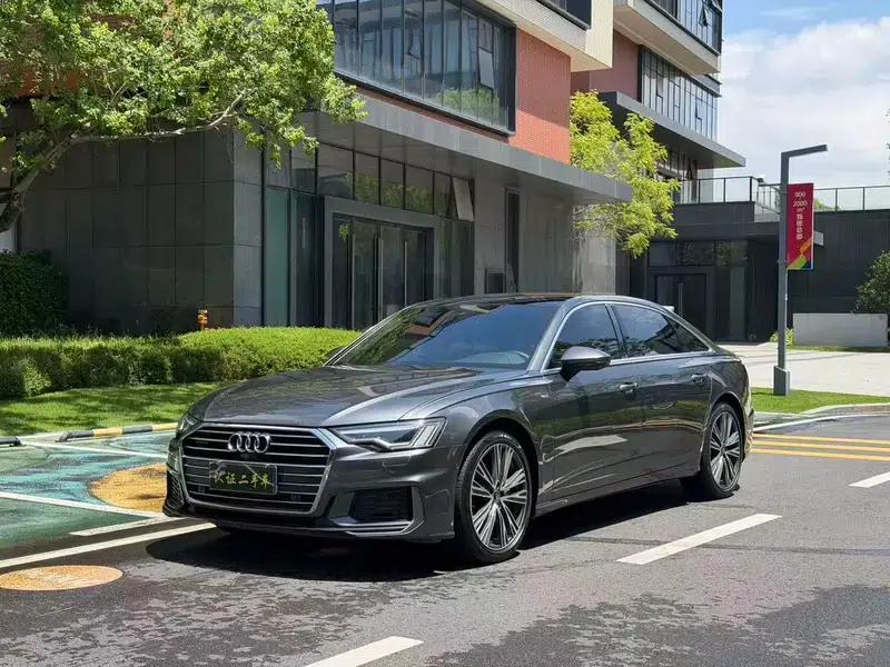 Audi A6L 2022 45 TFSI quattro Premium Dynamic Edition — миниатюра 1