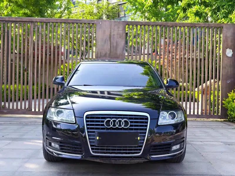 Audi A6L 2010 2.0 TFSI Automatic Standard Edition — миниатюра 2