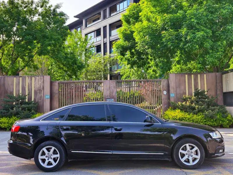 Audi A6L 2010 2.0 TFSI Automatic Standard Edition — миниатюра 8