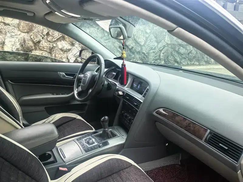 Audi A6L 2005 2.0T Manual Standard Edition — миниатюра 10