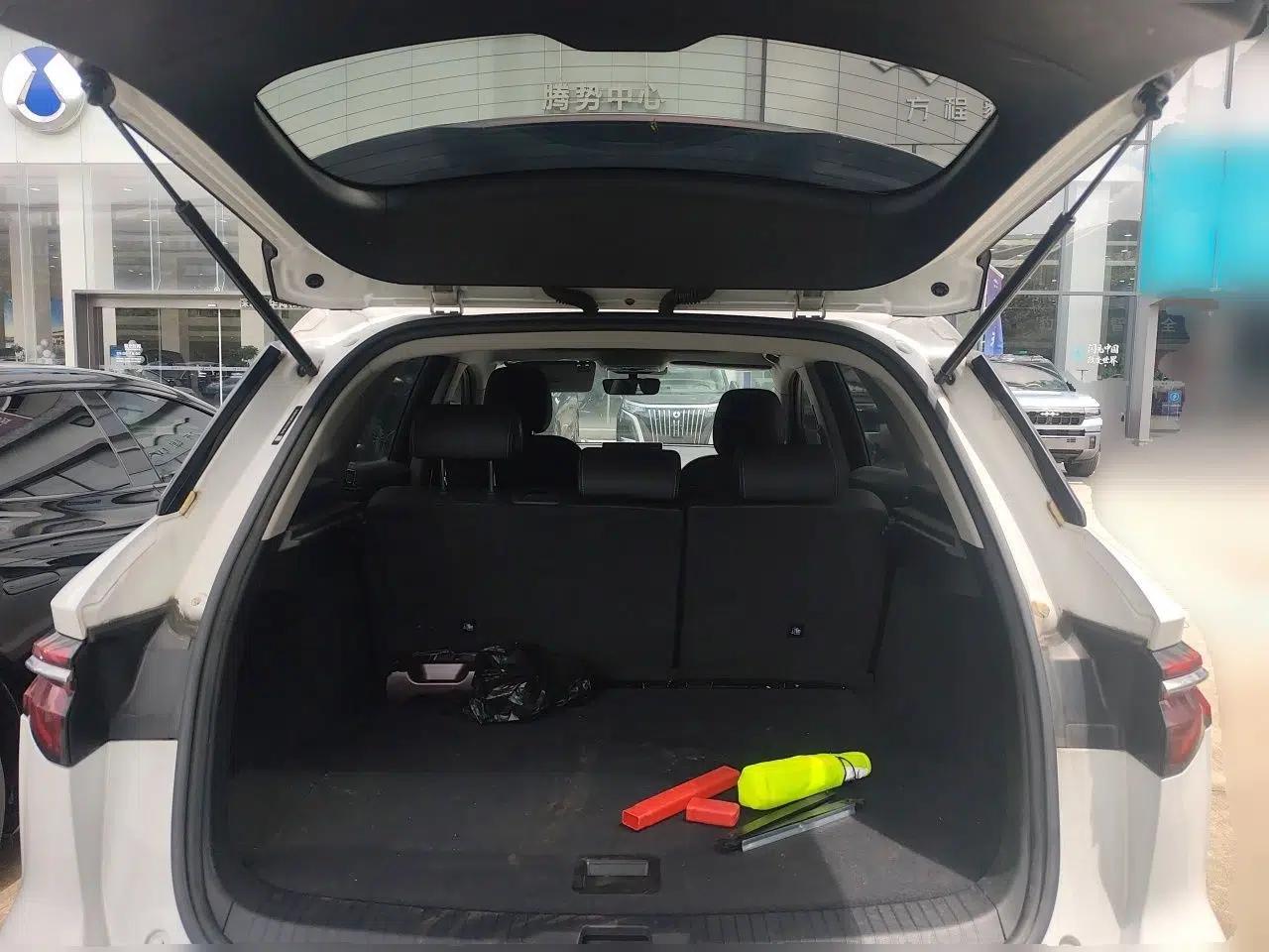 BYD Song Pro 2019 1.5T Automatic Elite Edition — миниатюра 16