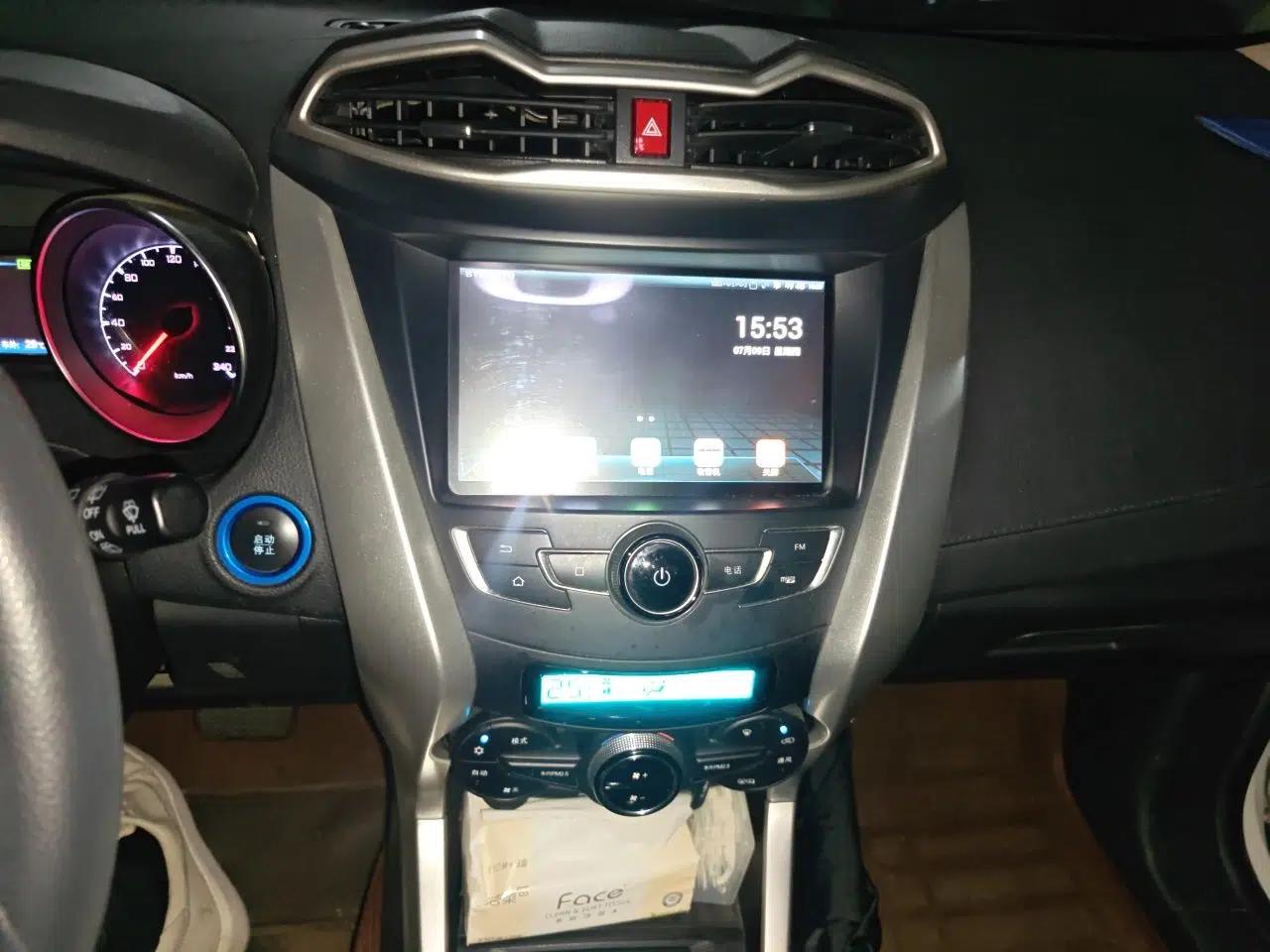 BYD Yuan New Energy 2018 EV360 Smart Connect Cool Edition — миниатюра 13
