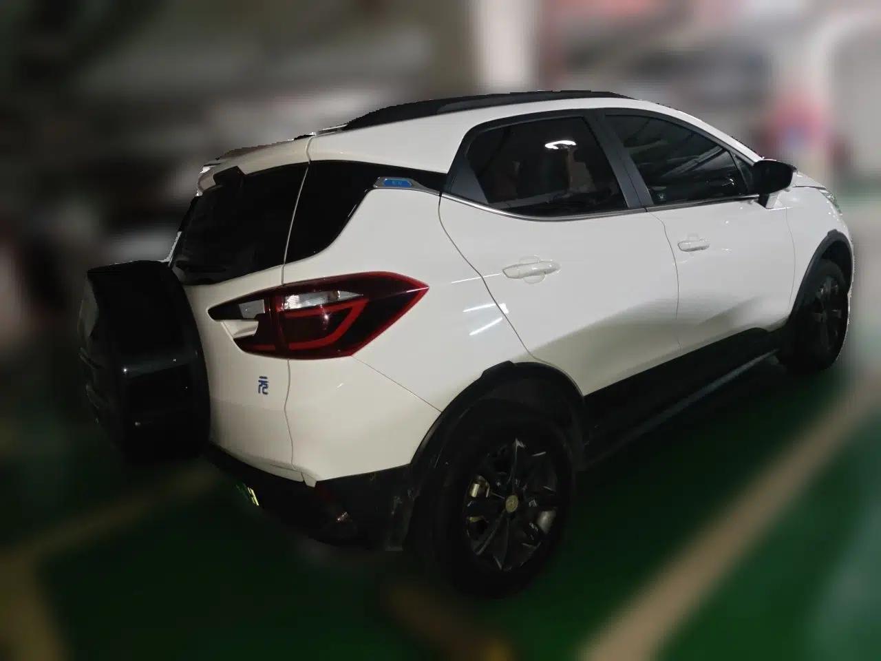 BYD Yuan New Energy 2018 EV360 Smart Connect Cool Edition — миниатюра 6