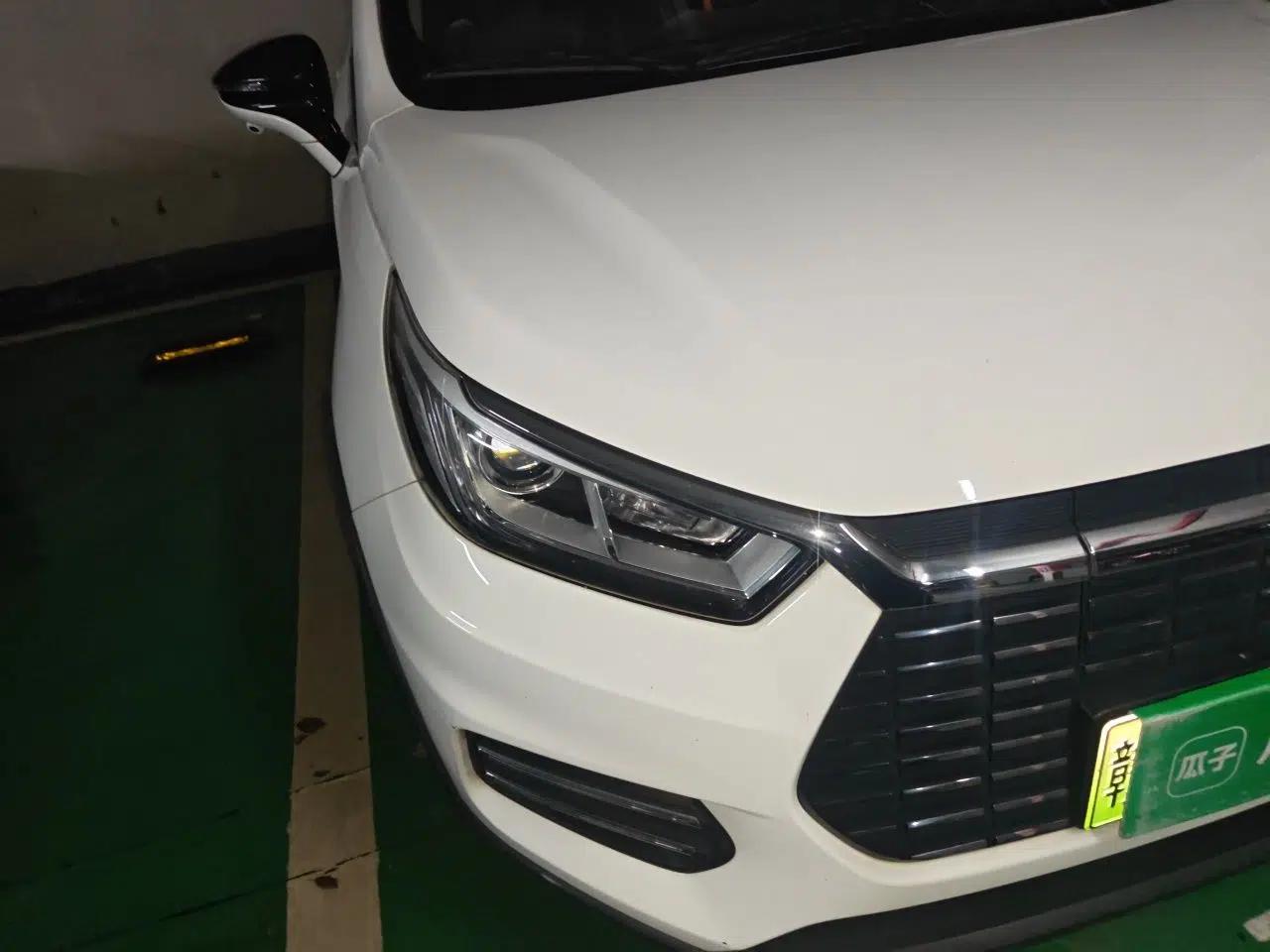 BYD Yuan New Energy 2018 EV360 Smart Connect Cool Edition — миниатюра 7