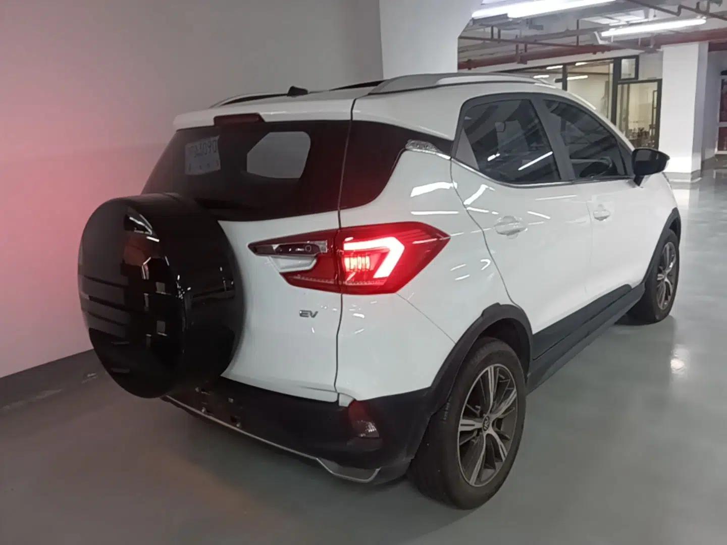 BYD Yuan New Energy 2019 EV535 High-Energy Leading Edition — миниатюра 6