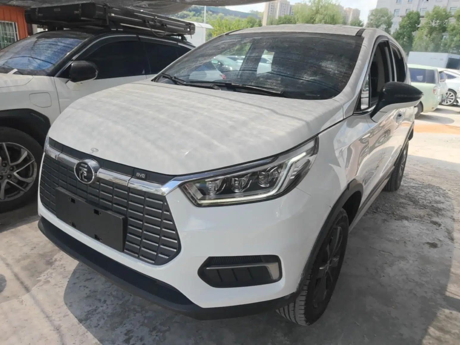 BYD Yuan New Energy 2019 EV360 Smart Connect Luxurious Model — миниатюра 1