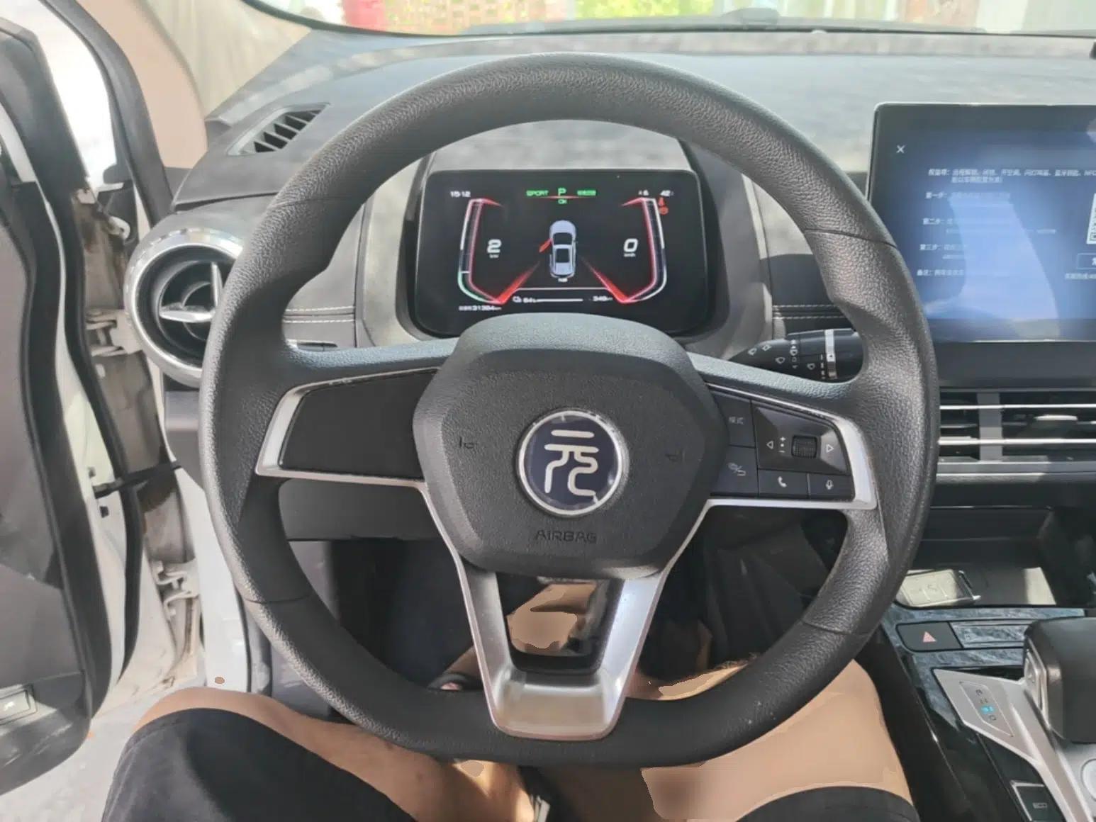 BYD Yuan New Energy 2019 EV360 Smart Connect Luxurious Model — миниатюра 13