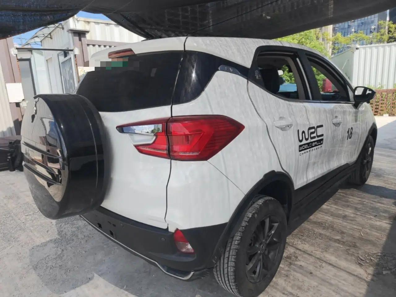 BYD Yuan New Energy 2019 EV360 Smart Connect Luxurious Model — миниатюра 6