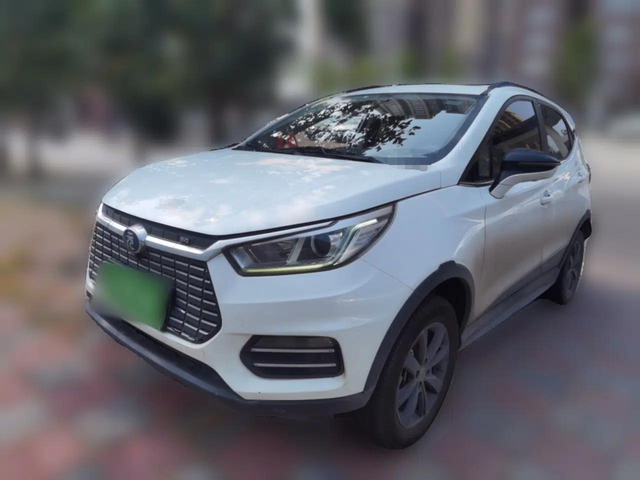 BYD Yuan New Energy 2019 EV360 Smart Connect Elite Model — миниатюра 1