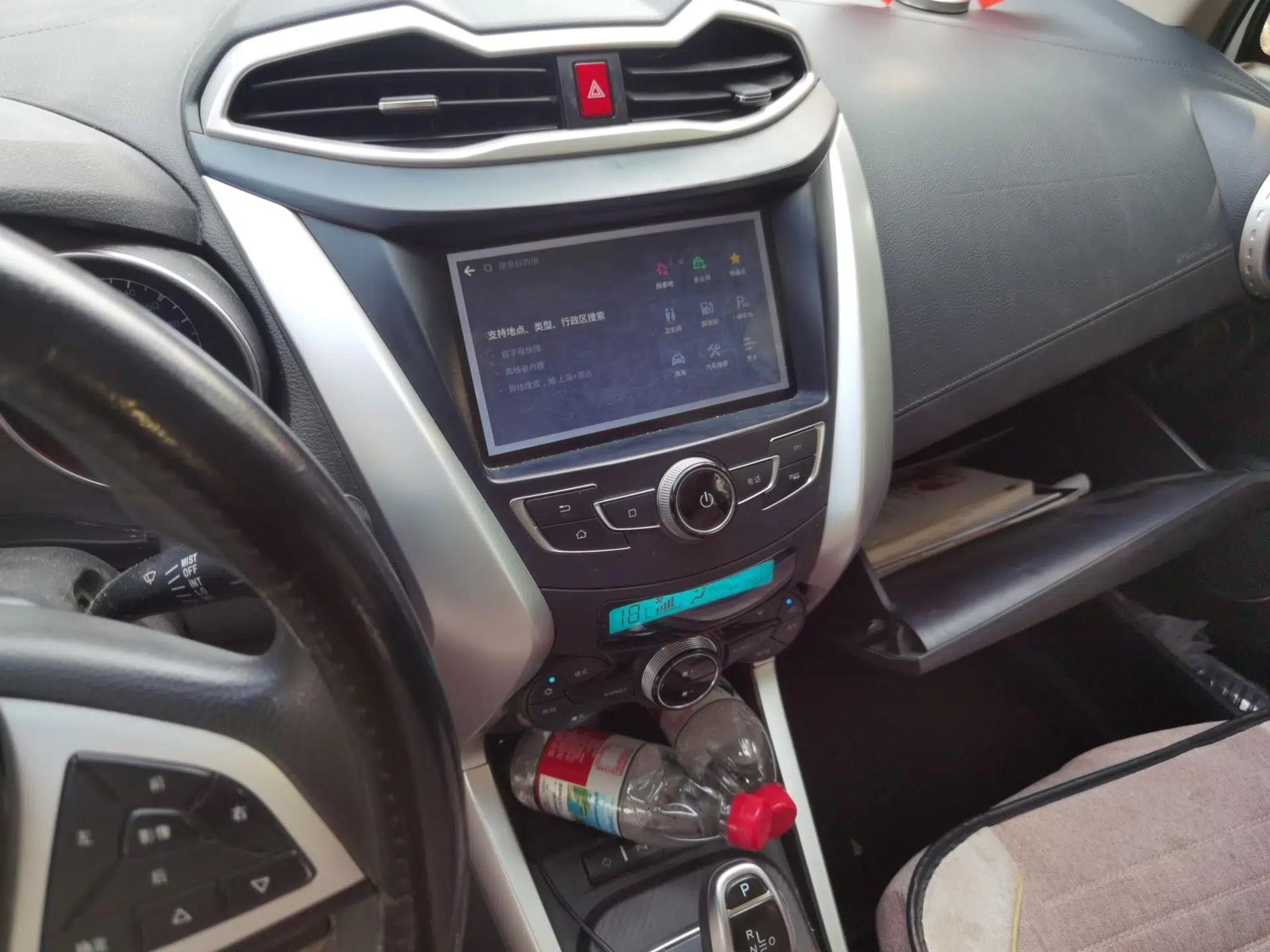 BYD Yuan New Energy 2019 EV360 Smart Connect Elite Model — миниатюра 10