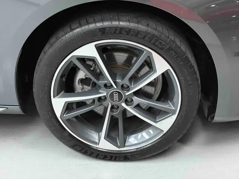 Audi A4L 2022 40 TFSI Fashion Dynamic Edition — миниатюра 21