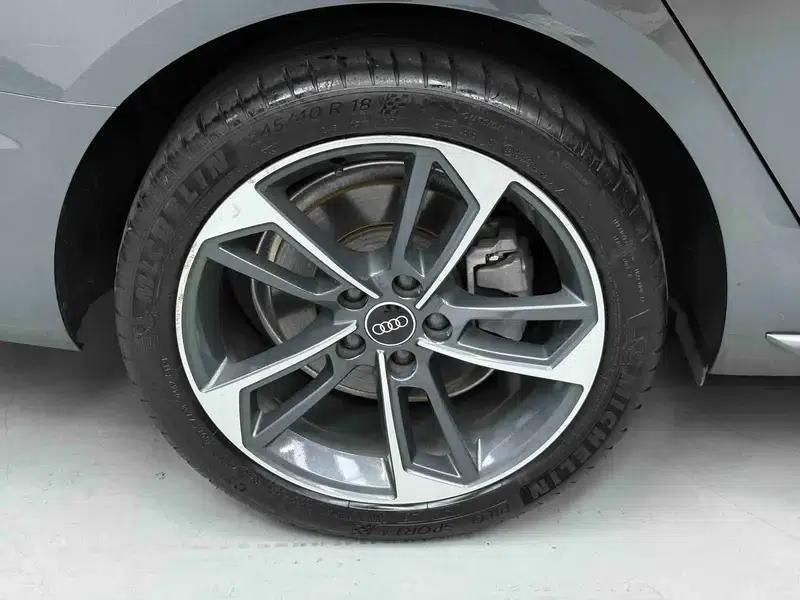 Audi A4L 2022 40 TFSI Fashion Dynamic Edition — миниатюра 23