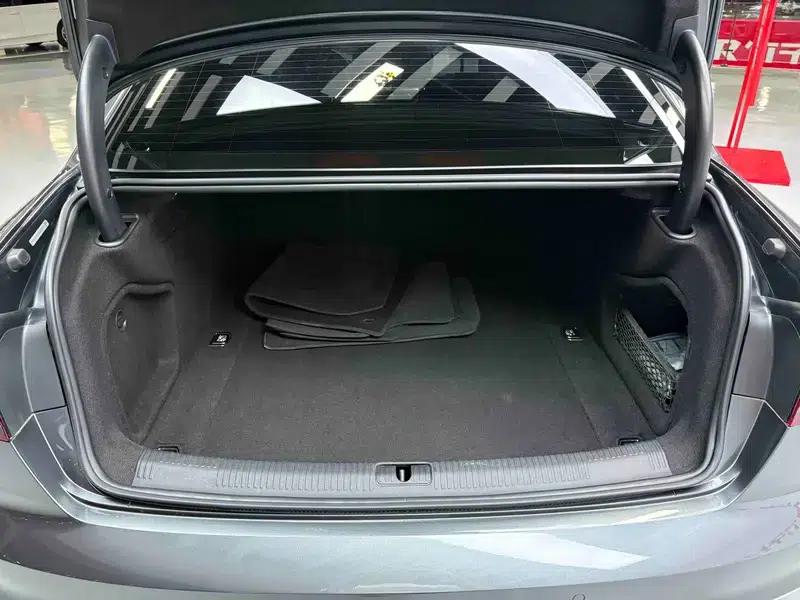 Audi A4L 2022 40 TFSI Fashion Dynamic Edition — миниатюра 42