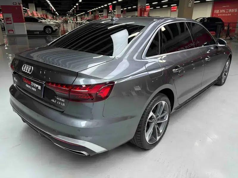 Audi A4L 2022 40 TFSI Fashion Dynamic Edition — миниатюра 7