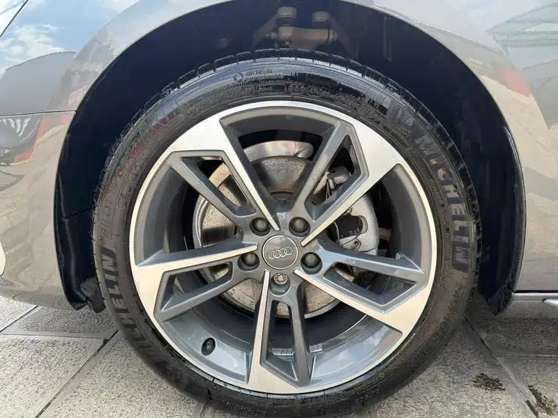 Audi A4L 2020 40 TFSI Fashion Dynamic Edition — миниатюра 12