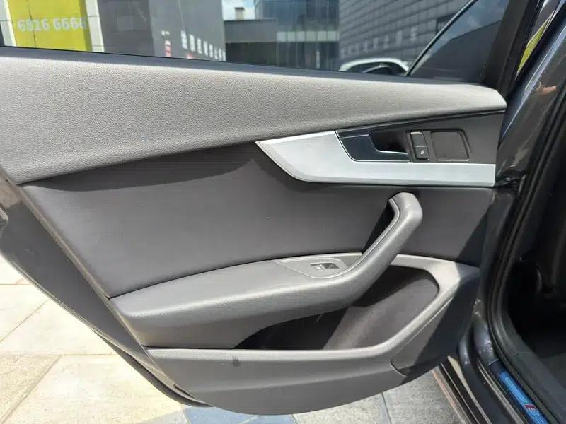 Audi A4L 2020 40 TFSI Fashion Dynamic Edition — миниатюра 19