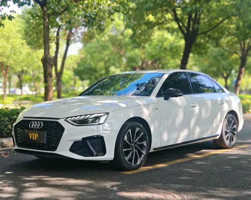 Audi A4L 2023 40 TFSI Luxury Dynamic Starry Night Edition — миниатюра 1