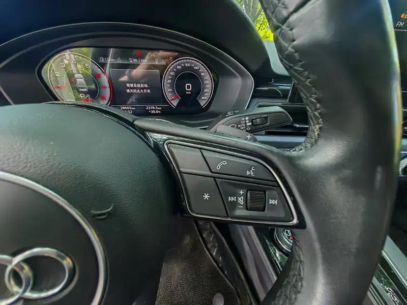 Audi A4L 2023 40 TFSI Luxury Dynamic Starry Night Edition — миниатюра 25