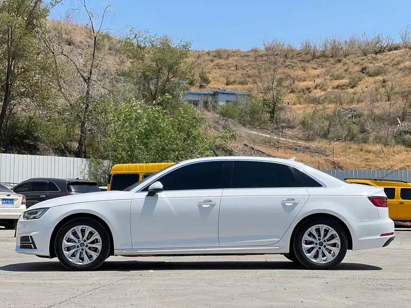 Audi A4L 2018 30th Anniversary Edition 40 TFSI Progressive — миниатюра 4
