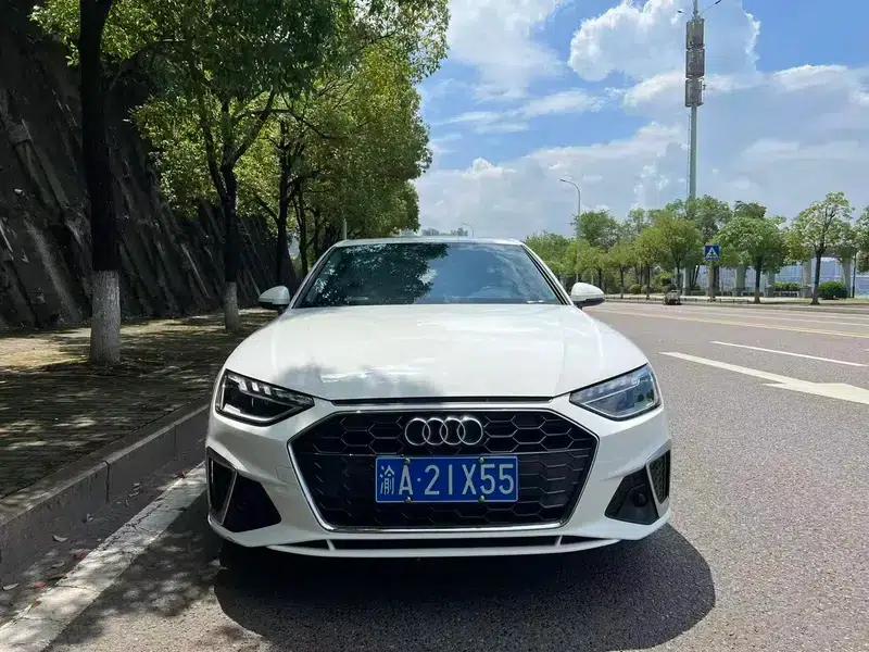 Audi A4L 2023 40 TFSI Fashion Elegance — миниатюра 2