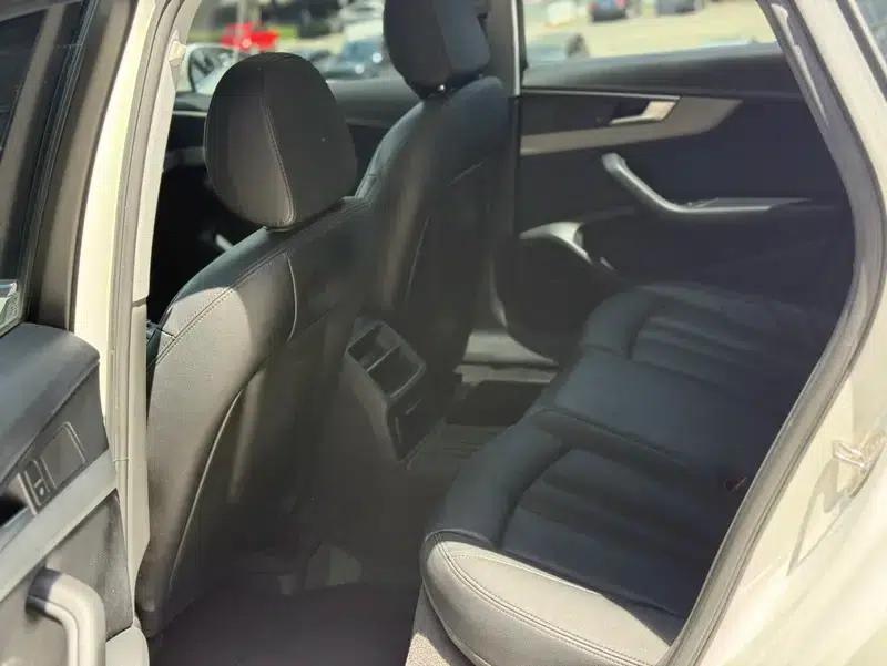 Audi A4L 2018 30th Anniversary Edition 40 TFSI Progressive — миниатюра 10