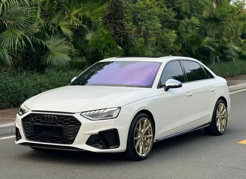 Audi A4L 2022 45 TFSI quattro Premium Dynamic Edition — миниатюра 1